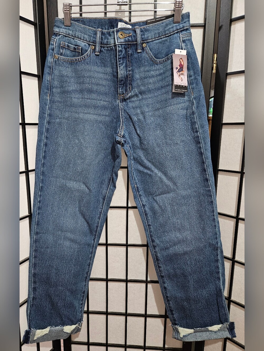 NWT Sofia Jeans By Sofia  Vergara Beatrix Relaxed Boyfriend Mid-Rise Ankle Jeans